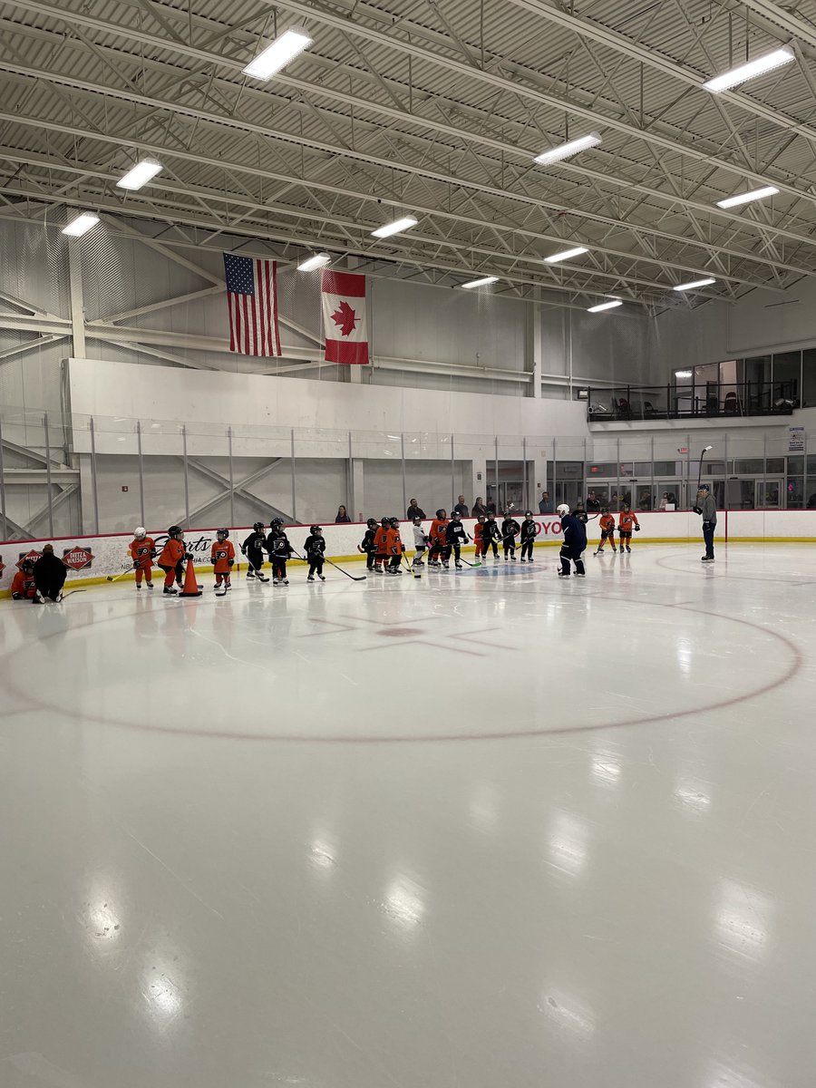 FlyersTCenter's tweet photo. The next generation of hockey players.
The Flyers Learn to Play Rookie Program is officially underway!
#flyers #rookieprogram https://t.co/Ue1EgHt1EW
