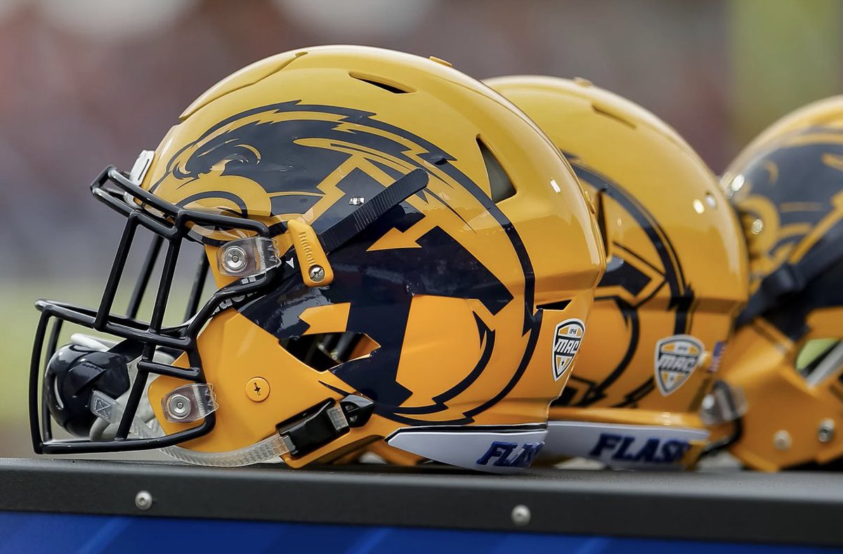 garrison_madden's tweet photo. #GODFIRST Blessed to receive an offer from Kent State University💛 @coachfedd @coachrogersdut1 @_Coach_O @coachameza @msb4302003 @dreamchasin21 @CoachCox_GF @Elevy_GFlash @CoachTomKaufman @RecruitGeorgia https://t.co/zpaaRsr8w3