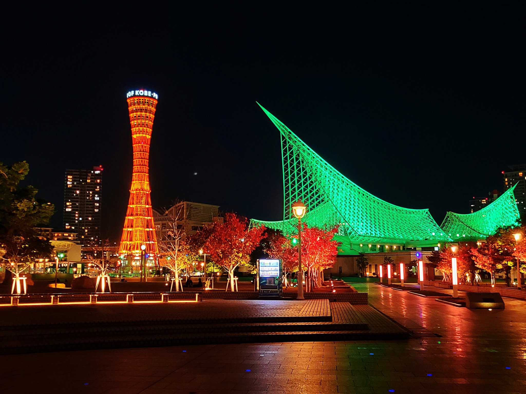 マッサル 昨日撮影したポートタワー このアングルはなかなか良かった ハーバーランド ポートタワー 夜景 写真好きな人と繋がりたい キリトリセカイ ファインダーは私のキャンバス ファインダー越しの私 T Co Bigoo7qfmn Twitter