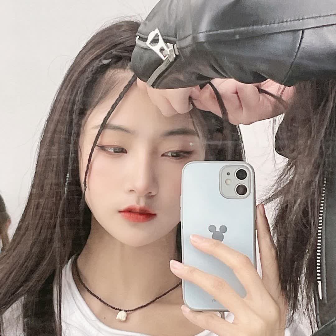 yubingthinker's tweet photo. SHES JUST TOO ICONIC I CANT https://t.co/m5Pt5GgMDb