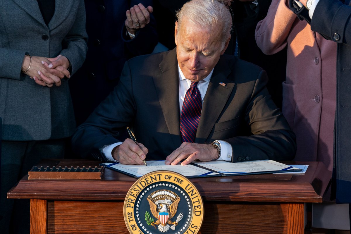 WhiteHouse46's tweet photo. Today, President Biden signed the Bipartisan Infrastructure Deal into law. This is a historic investment that will grow the economy, enhance our competitiveness, create good-paying, union jobs, and make our economy more sustainable, resilient, and just. https://t.co/WKowbudFYF