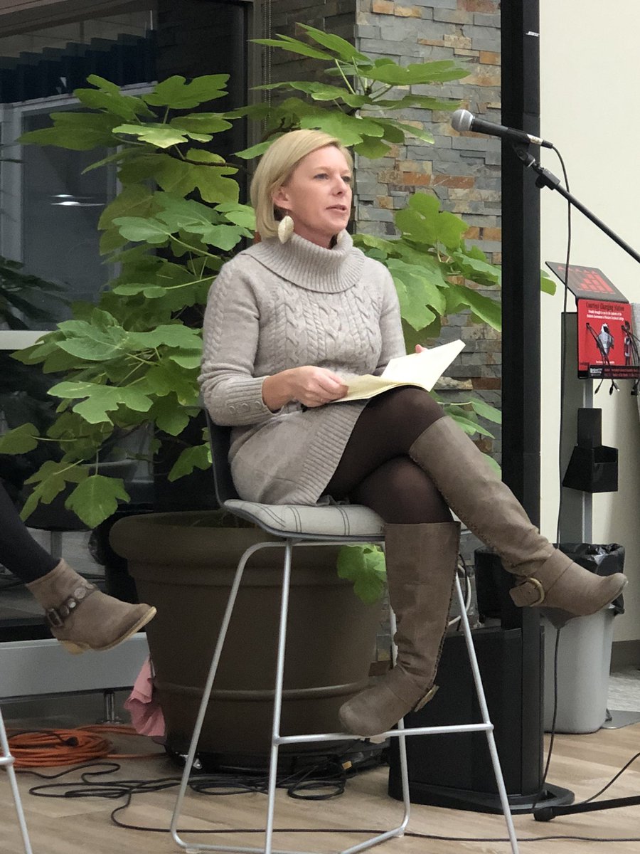 mvwguild's tweet photo. On writing during hard times: “I write to figure things out, but I also know my time is limited, so it comes down to knowing that even time I think about writing is helpful to get excited again.” ~ Amanda Zieba https://t.co/ViZDu7aulK