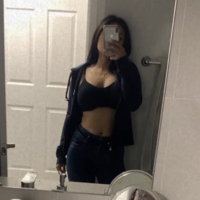 jackieeeeee_y's tweet photo. #NewProfilePic https://t.co/9I1CyA9hjh