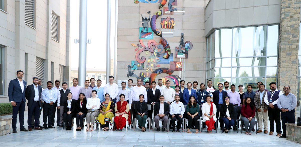 ISB_CEE's tweet photo. ISB Executive Education welcomed executives from Bharat Petroleum Corporation Limited (BPCL) for phase 2 of the Digital Transformation and Innovation programme at our Mohali Campus.
#ISBCEE #ExecutiveEducation #CustomProgramme https://t.co/X15u5xPWYW