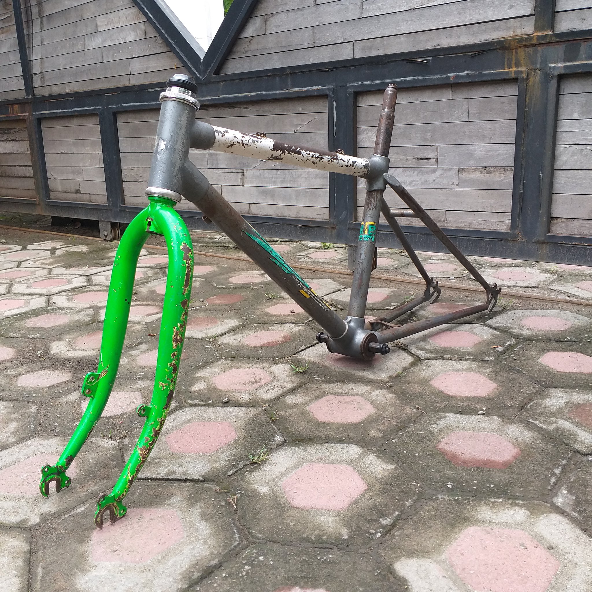 BRIDESTONE MudRock 良い old mtb