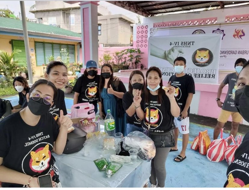 MujangT's tweet photo. We are not just a token but we are also changing lives as ⁦@Shibtoken⁩ family in Philippines with our charity donations https://t.co/IPWOK4K2Dj