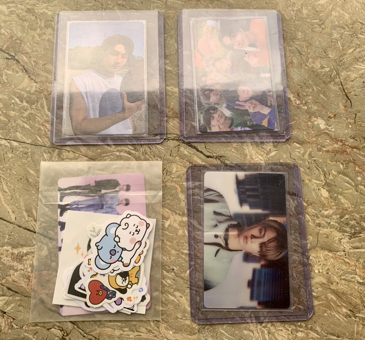 HiraethChimken's tweet photo. HIII, @ermaxen finally a jay sando haver. Tysm for packing them safely. Super super secure as in. Also tyty for doing all my requests. #ErmaxenFeedbacks https://t.co/Q0fkPl0WSu