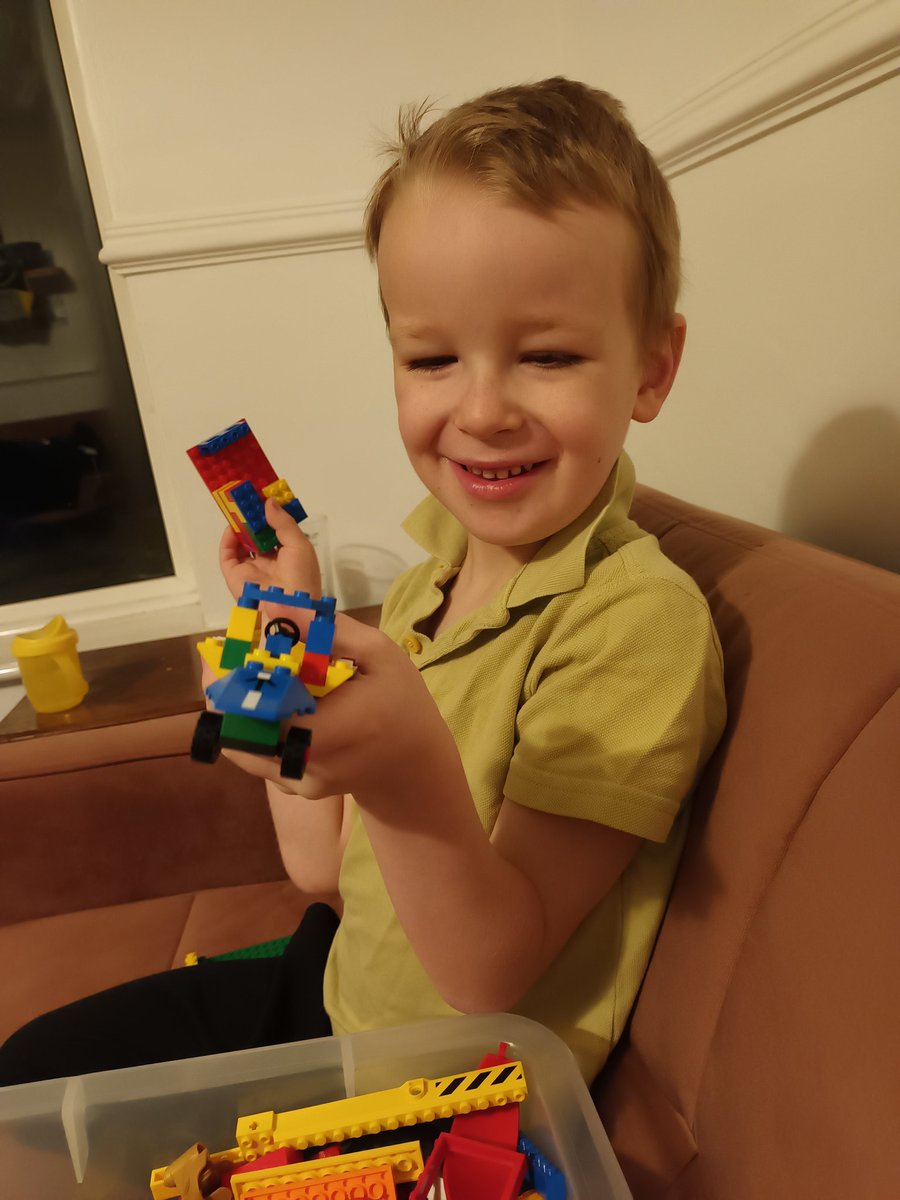 kittyffion1's tweet photo. Me: what's the little bar bud?
Ziggy : really mummy ?  its max's halo!
Clearly I have a future F1 engineer on my hands ,watch out @redbullracing @WhingerSpice he's coming for you!...in about 13 years 🤣 https://t.co/MV844jbEvT
