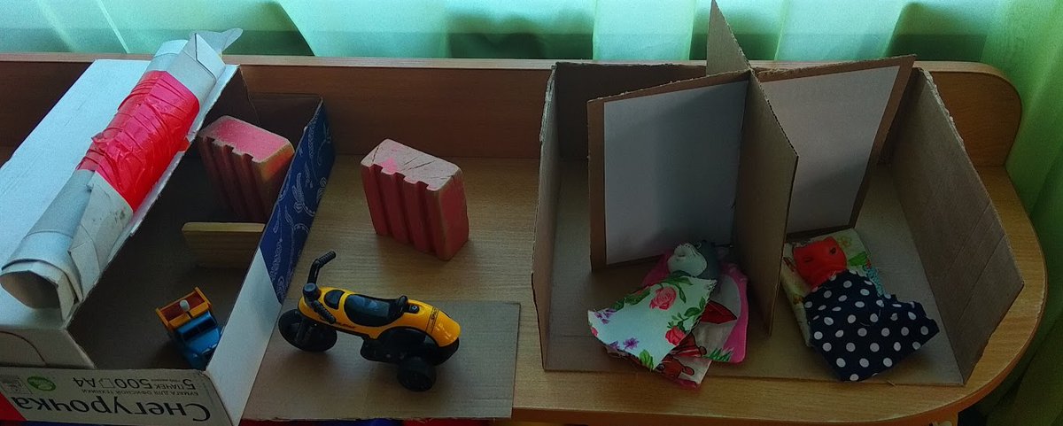 📦Среди материалов открытого действия, картонная коробка занимает особое место. Сколько полезных и необычных применений можно найти! #СВЕТЛЯЧКИ_ДС17 знают, как это сделать.