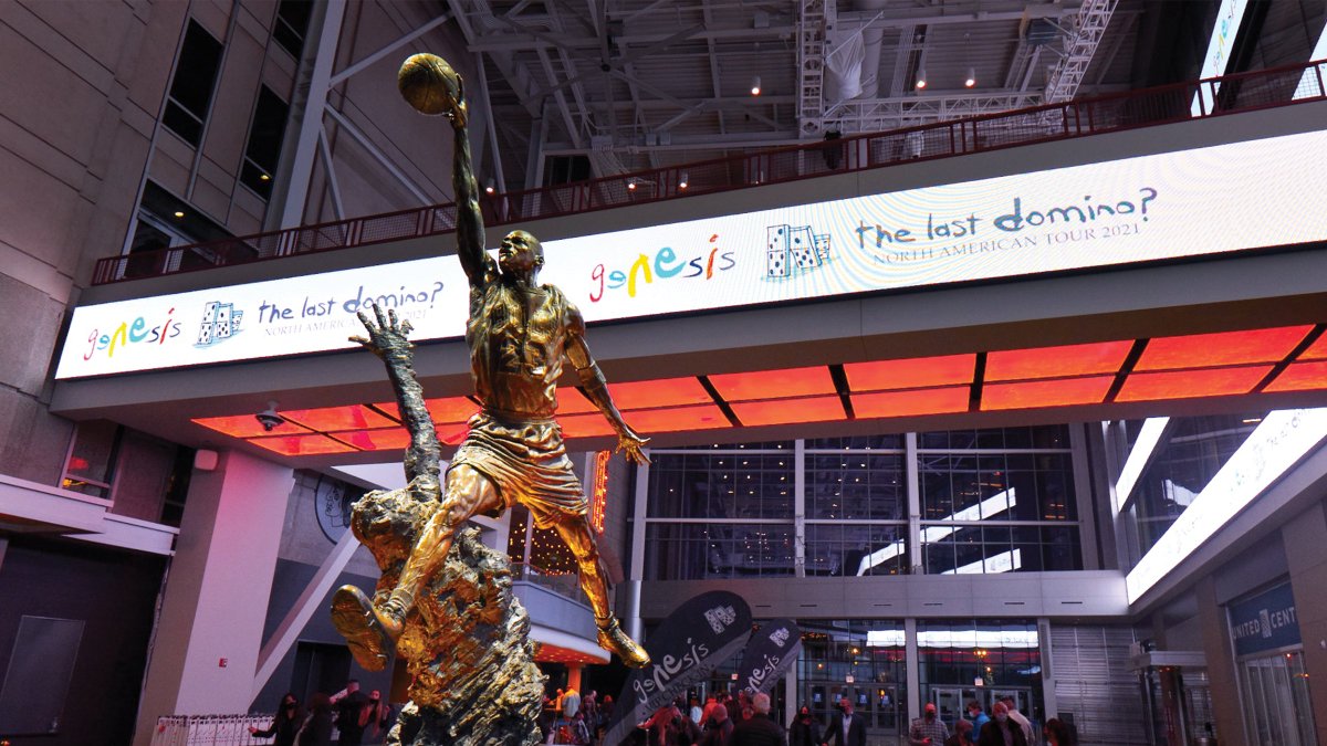 UnitedCenter's tweet image. RT and follow @UnitedCenter on Twitter for a chance to win two 100 Level tickets to the @Genesis_Band show here on Nov. 16! #LastDomino

One fan will be randomly selected and announced on Twitter at 2 PM CT on Nov. 16. Good luck!

🎟: unitedcenter.com/genesis