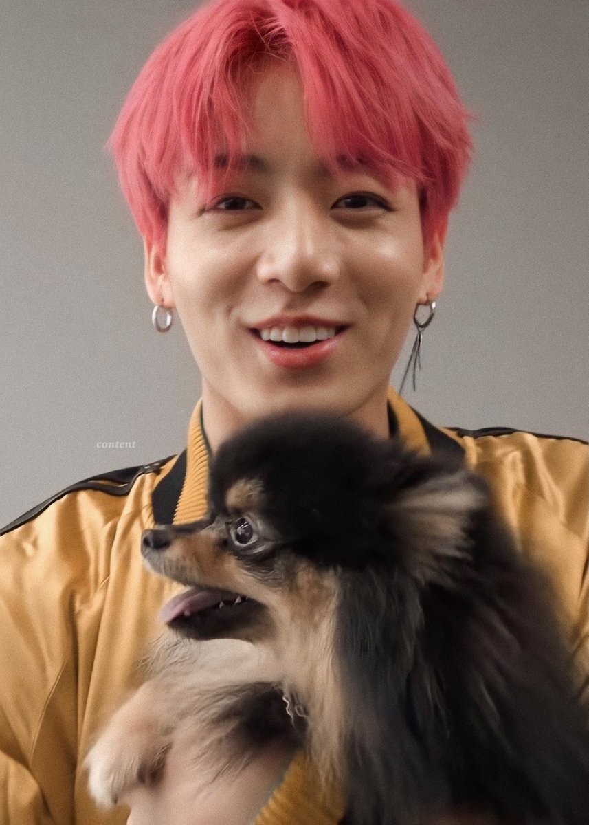 97CONTENT's tweet photo. jungkook with                taehyung with
       tannie                                bam https://t.co/ksjIBv1M7O