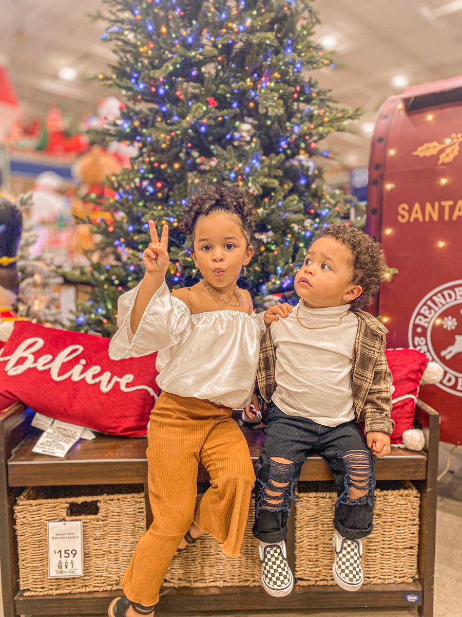 ThatSetter's tweet image. My babies.🤍🤍✨