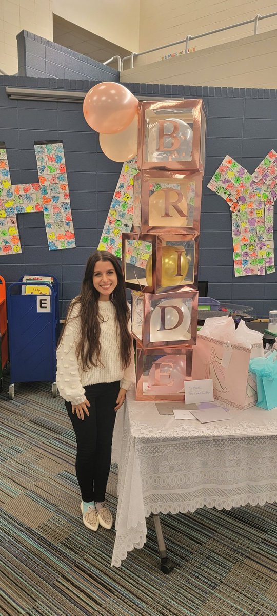 SonyaShepherd15's tweet photo. Thank you @KFCulinary for responding to a short notice to make this teacher's surprise bridal shower a success. She was all smiles! @o_cojo5 @EilandKISD https://t.co/tWkN2ijdXz