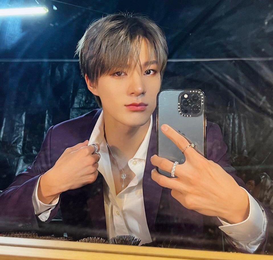 𝙖𝙨𝙞𝙣 𝟐𝟑𝟏𝟑% tweet media