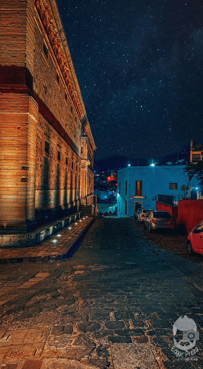 La Alhóndiga de Granaditas en #Guanajuato Su construcción duró 11 años, concluyendo en 1809,  actualmente es el Museo Regional de #Guanajuato ❤ Exhibe artes y costumbres, objetos arqueológicos y de la independencia y revolución 🇲🇽 #CulturaGto 
📸: Edy Preza TeVe / Erick Rdz