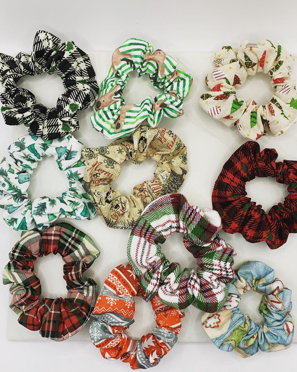 sew3generations's tweet photo. Here you have it! All of these new Christmas scrunchies are up on Etsy ! https://t.co/ritGed9J6Q