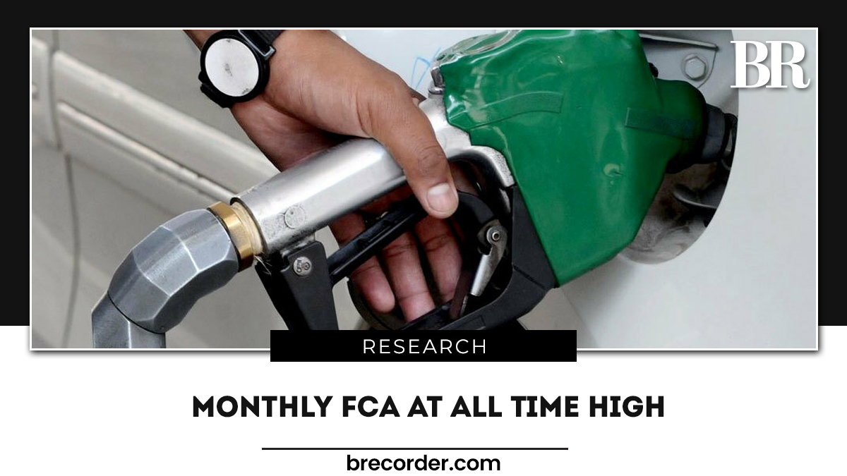BRResearch09's tweet photo. The power regulator approved Rs2.53per unit on account of monthly Fuel Charges Adjustment (FCA) for 2021. This is by far the highest ever FCA adjustment and takes the average 1QFY22 FCA to Rs2/unit. 
#PetrolPrice #fuelprice #fueltariff
https://t.co/iS9ibuo4hy https://t.co/BxiFqKGRh1