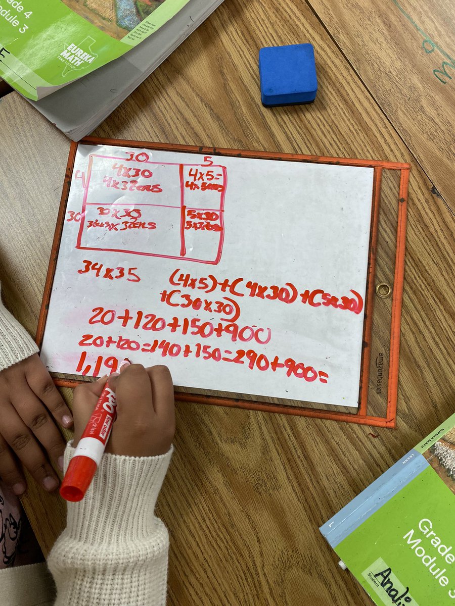 ncajina92's tweet photo. My students using area model, partial products, and distributive property to solve 2 digit by 2digit multiplication. ✖️🧮🧠 https://t.co/Dp5Pqbh6nb