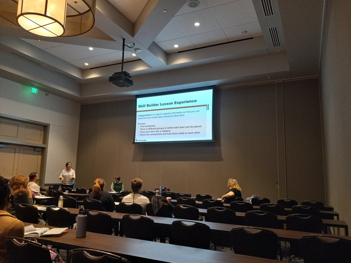 MrGoddard3's tweet photo. I had a great time learning from @montra_rogers @KISDSocStudies & @J_Filipow & their team @SocialStudiesSS team yesterday #TXCSS2021! @Shuester @MattMPariseau @DiakaCarter @KAndersonEduc8 https://t.co/DV9TowAgnJ