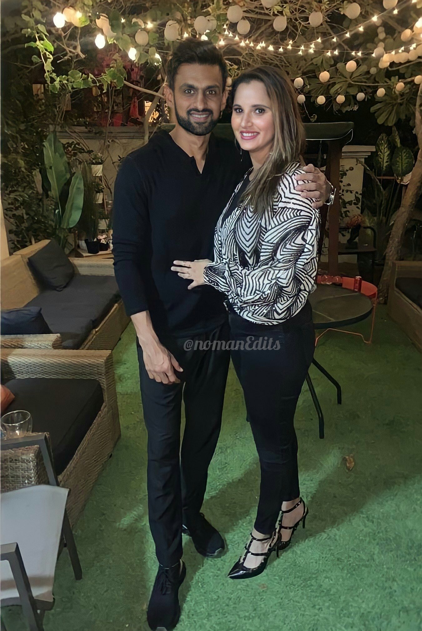  By borders United by Shoaib malik and Sania Mirza. Happy birthday to Bhabi 