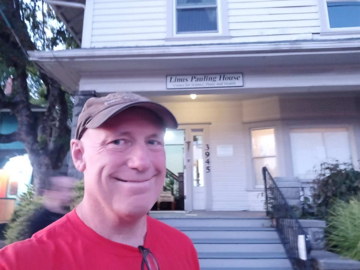 dekebridges's tweet photo. What is the use of a house if you haven't got a tolerable planet to
put it on?
-- Henry David Thoreau

Today is America Recycles Day.
#reycle #pollution #cleanair
#AmericaRecyclesDay
#climatechange https://t.co/WpbsUjCRnX