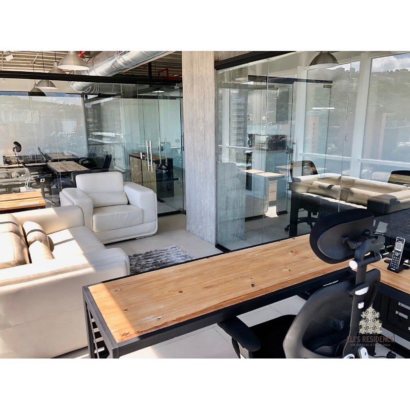 elisresidence's tweet photo. ¡Espectacular!

Se alquila oficina de 100 mts2 en Las Mercedes.

3 of privadas, 2 baños, Kitchenette, sala de conferencias, 2 puestos de estacionamiento, recepción y estar para choferes.

¿Te gusta? ¡Contáctanos! 📲04143244767

#alquiler #oficinasmodernas https://t.co/oBqVny7tNx