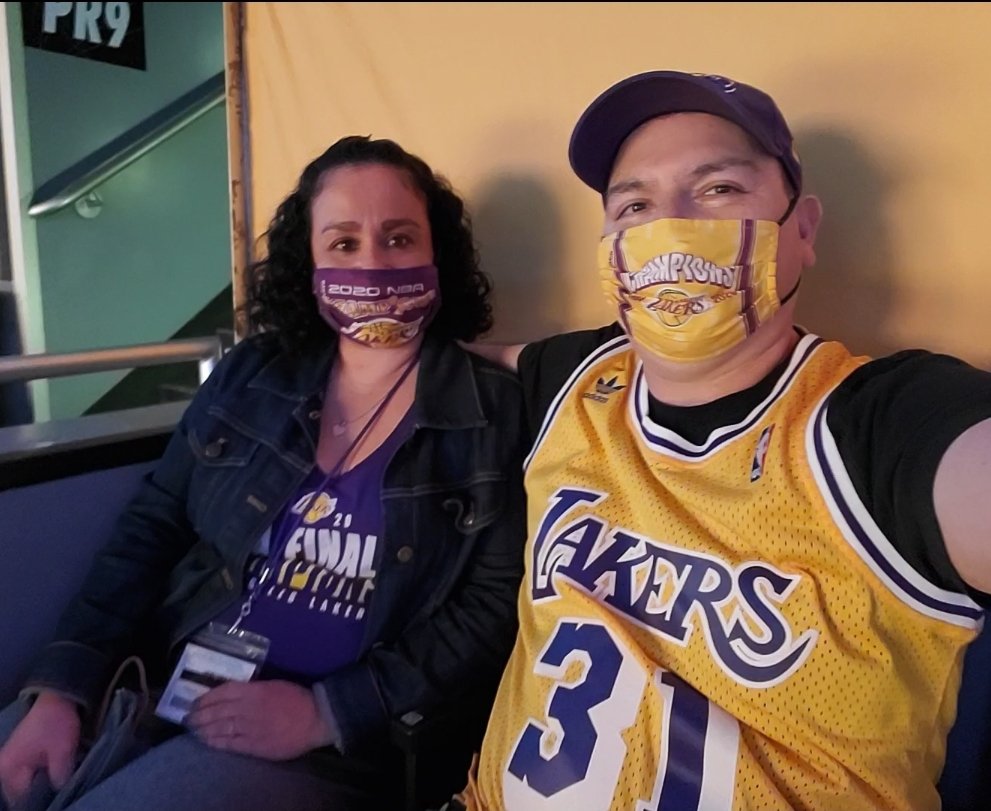 Wolfrd24's tweet photo. #lakeshowlive https://t.co/KRiLhoEawe