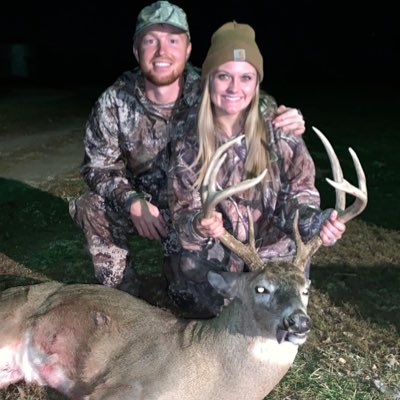 cwatson_97's tweet photo. Can’t wait to eat the jerky from my buck🦌🏹 #NewProfilePic https://t.co/iwoAeqOjRk