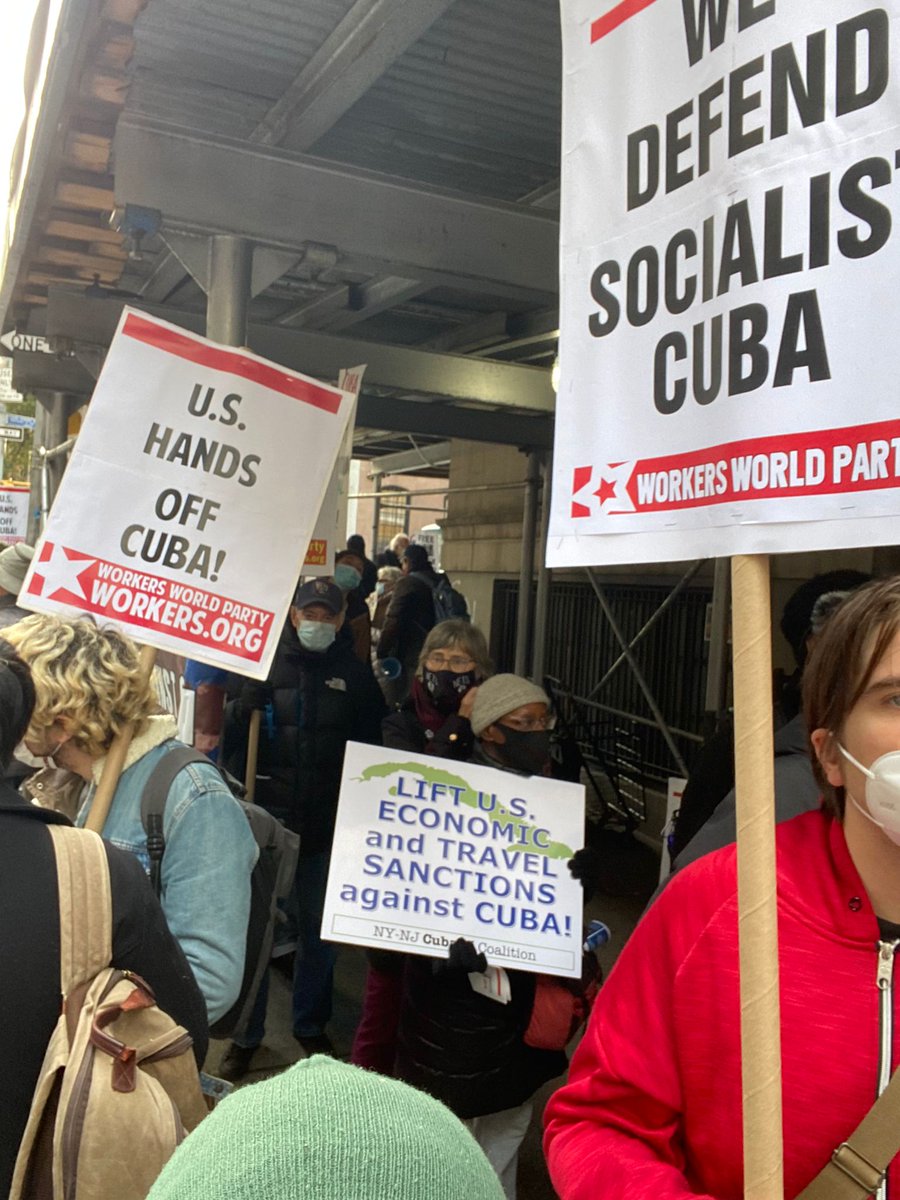CubanoCapitulo's tweet photo. Hoy desde la ciudad de New York se reunieron organizaciones de solidaridad con Cuba en  apoyo a la Revolución Cubana como de Democratic Socialist of NY, Frente Independentista PR,  December 12 movement, entre  otros . #CubaEsUnContinente #CubaVive https://t.co/9w0NooCWpP
