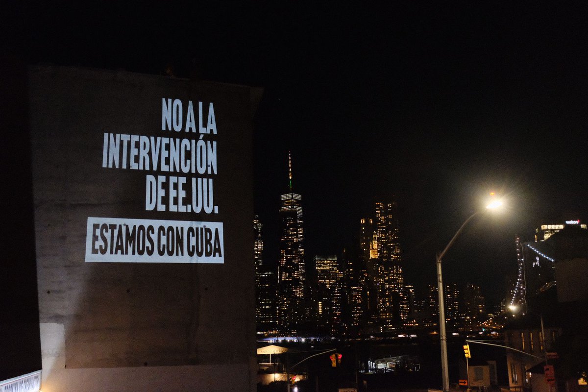 CubanoCapitulo's tweet photo. Desde la ciudad de New York continúan llegando mensajes de solidaridad con #Cuba #CubaEsUnContinente #CubaVive @DiazCanelB
  @TeresaBoue
 @pillacuba
 @agnes_becerra
 @edhcuba
 @mmczoficial https://t.co/dH7Dq7xmml