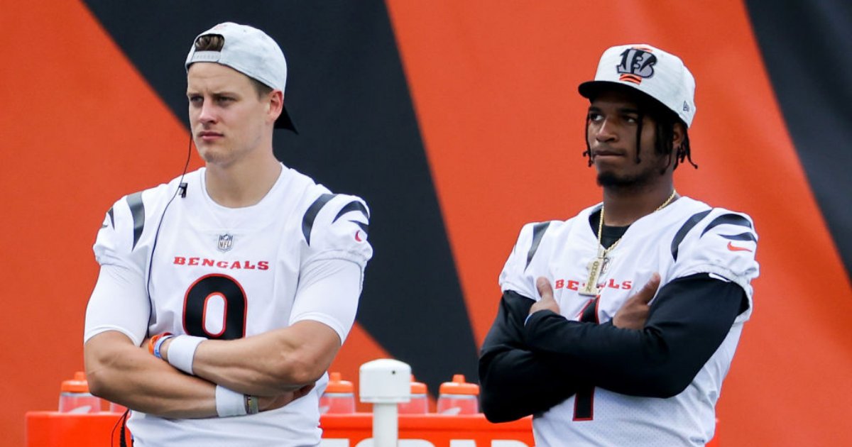 madebyghosts's tweet photo. Missing them this week #WhoDey https://t.co/O7ATRV4U8R