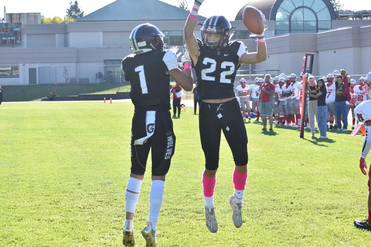 BraedenTuch's tweet photo. Honoured to be recognized as a AA conference allstar DB @BatemanFootball @realdavidmills @officialBCPFA @BCHSFB https://t.co/ATlI6KmvfN
