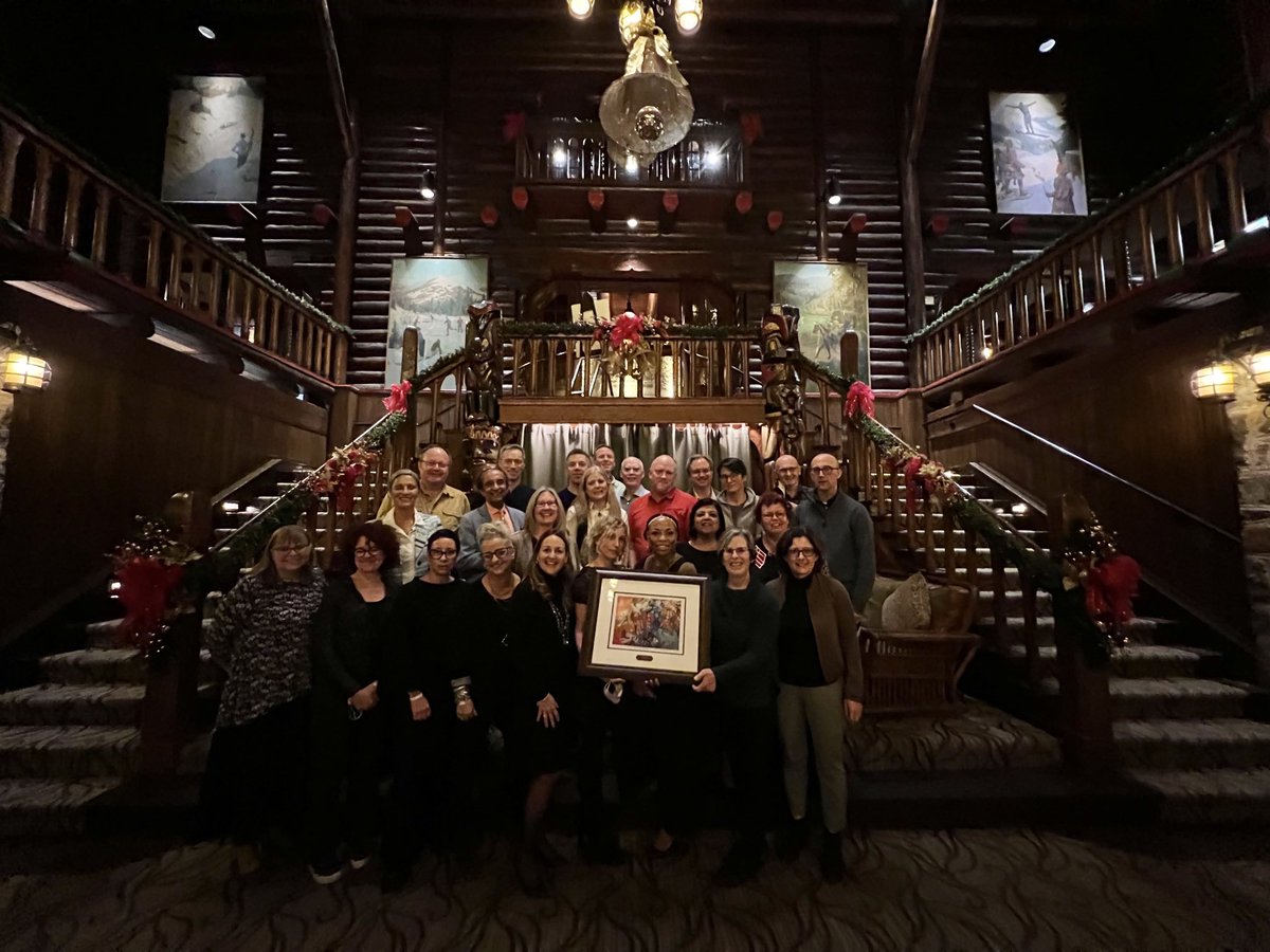 JBornais (@judy_bornais) on Twitter photo Nothing better - 3M NTFs talking about teaching & learning & educational leadership @STLHESAPES <a href="/DrPatMaher/">Pat Maher, PhD | 🇨🇦</a> @BraithwaiteAnn <a href="/ProfNancyNelson/">Nancy Nelson 🚢</a> <a href="/BrentMainprize/">Brent Mainprize</a> @Adavis777A <a href="/Relgprof/">Andrew Wilson</a> <a href="/sherbino/">Jonathan Sherbino</a> <a href="/SaMyMarBru/">Sarah-Myriam Martin-Brûlé</a> Nothing better - 3M NTFs talking about teaching & learning & educational leadership @STLHESAPES <a href="/DrPatMaher/">Pat Maher, PhD | 🇨🇦</a> @BraithwaiteAnn <a href="/ProfNancyNelson/">Nancy Nelson 🚢</a> <a href="/BrentMainprize/">Brent Mainprize</a> @Adavis777A <a href="/Relgprof/">Andrew Wilson</a> <a href="/sherbino/">Jonathan Sherbino</a> <a href="/SaMyMarBru/">Sarah-Myriam Martin-Brûlé</a>