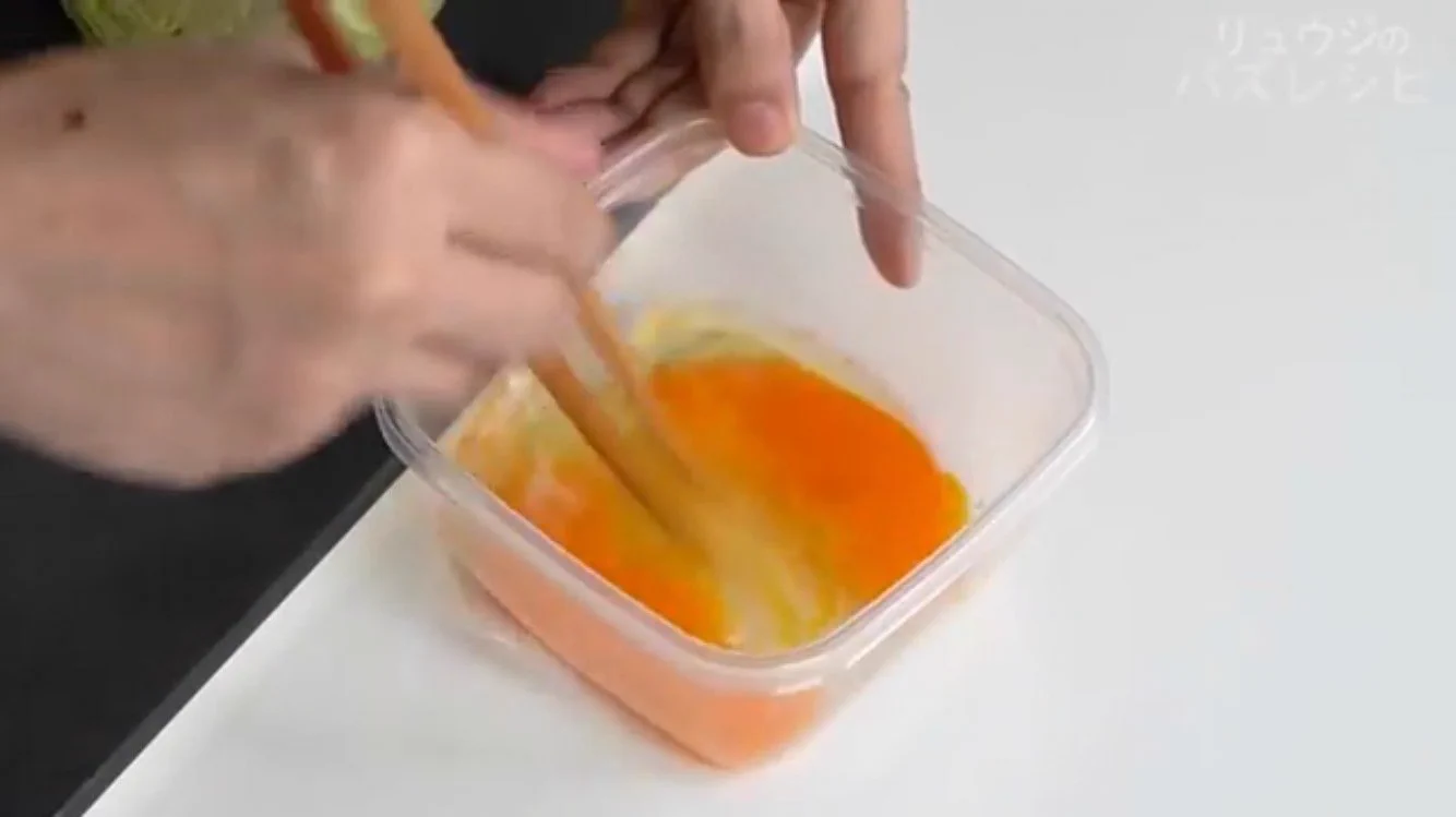 後もう一品欲しいときにも大活躍しそう！簡単で美味しそうな、キャベツを使った「サラダ」レシピ！