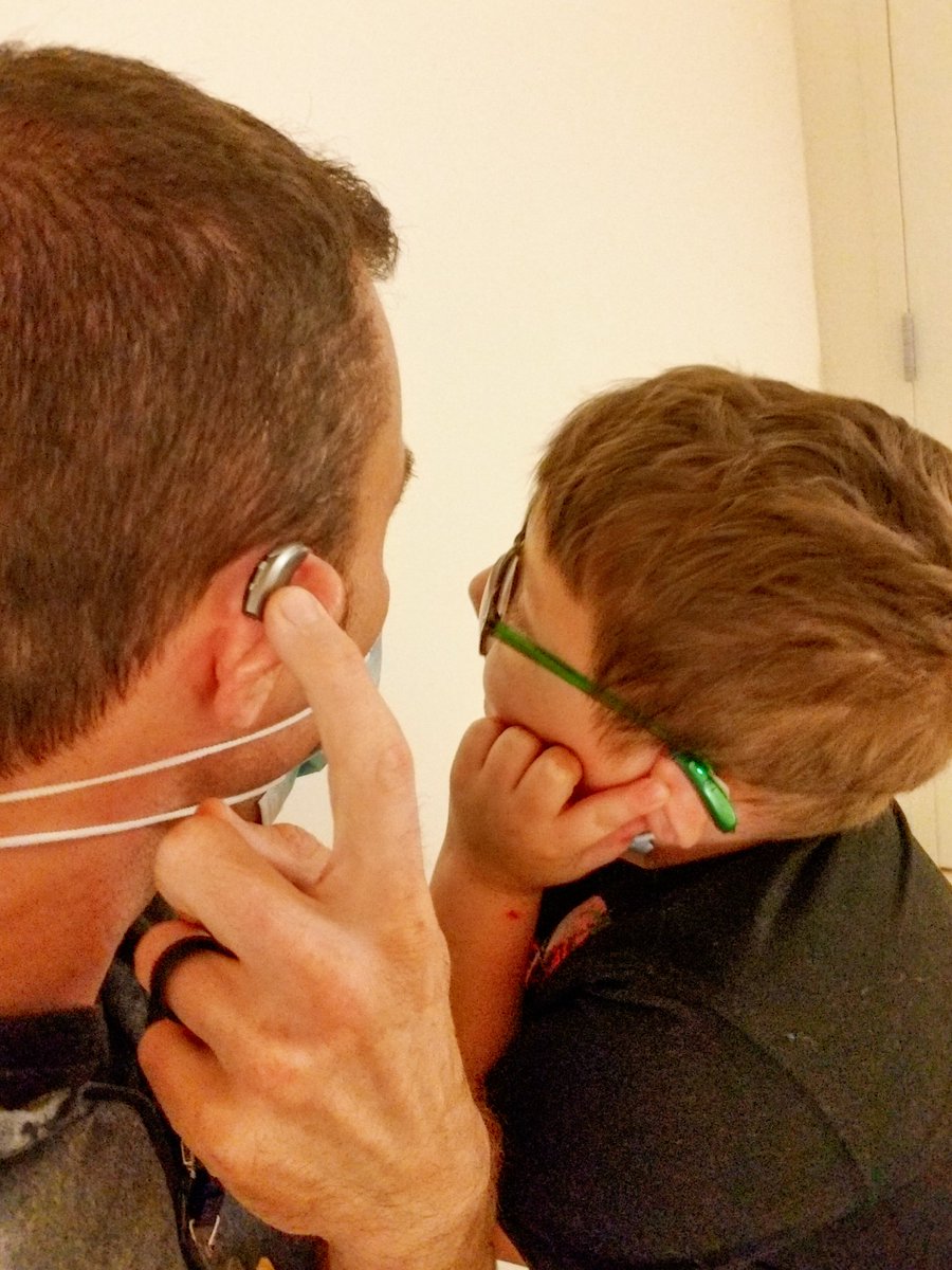 TheKidsCancerPT's tweet photo. Nothing about #cisplatin #chemo seems easy... but today someone got to be twins with PT Dan. Check it! We're hanging a little hope from our ears these days! (Mine are due to Meniere's syndrome) #CancerRehab #pedonc #ChildhoodCancer #PTDan #Twins #audiology https://t.co/5iyW56rQtY