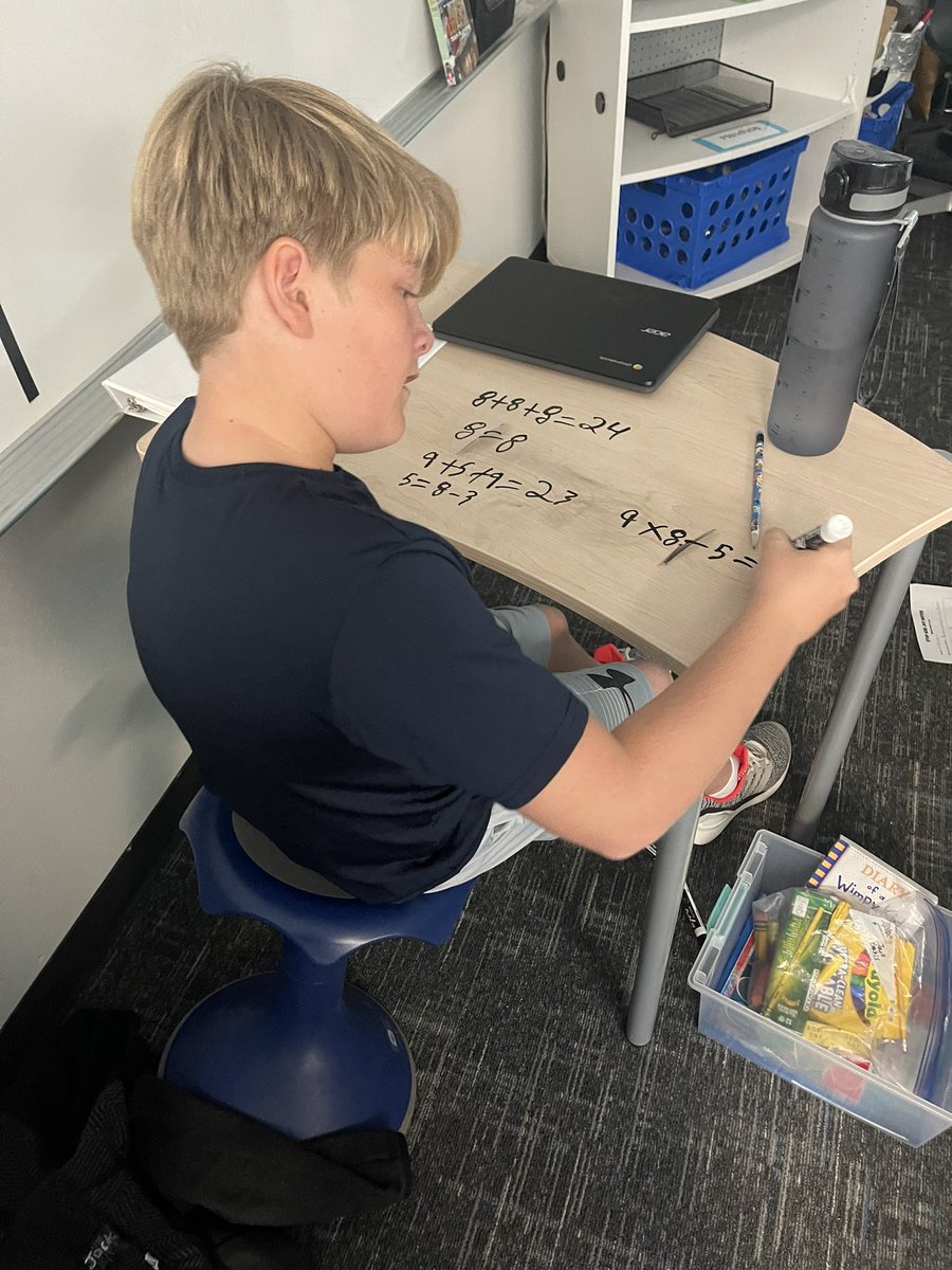 TeamFab5th's tweet photo. Our @spears5th graders are having fun collaborating to solve @mashupmath’s Thanksgiving order of operation puzzles. https://t.co/VglhuOKedf