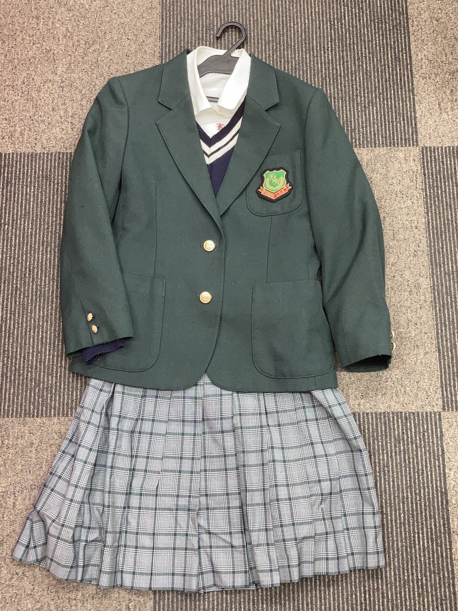 岡山市立旭東中学校 制服買取致しました！ その他、ニットベストや夏