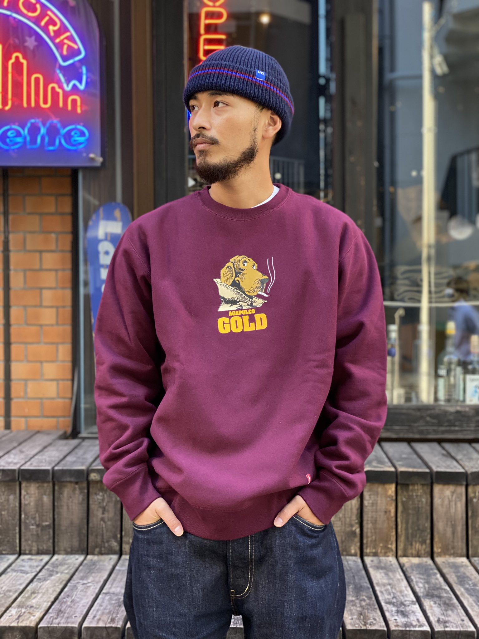 Lafayette Yokohama Acapulco Gold Sell Dime Crew Sweat 14 080 Tax In モデル身長175cm 着用サイズ L 襟をたてた犬のキャラクターの絶妙な顔の表情をag らしいアメコミ調で表現したスウェット 程よい大きさのプリントなので インナー使いにも