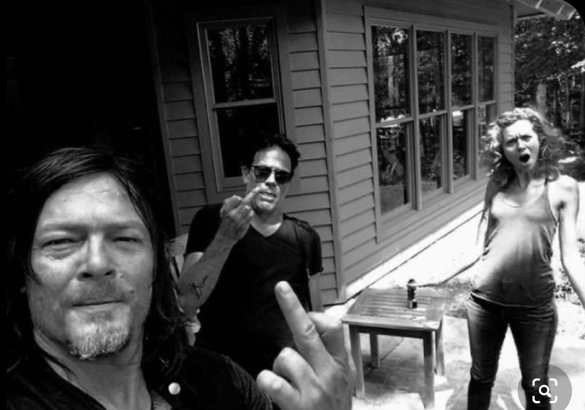 lauraraw's tweet photo. 😂😂Tremendous Trio 🥰 #PCAs #TheDramaTvStar #NormanReedus #hiliary #jdm @HilarieBurton @JDMorgan #daryldixon #twd #bigbaldhead @wwwbigbaldhead
🌞🌞🌞🌞🌞🌞🌞🌞🌞
Two more days of voting. https://t.co/enK1tFOqbk