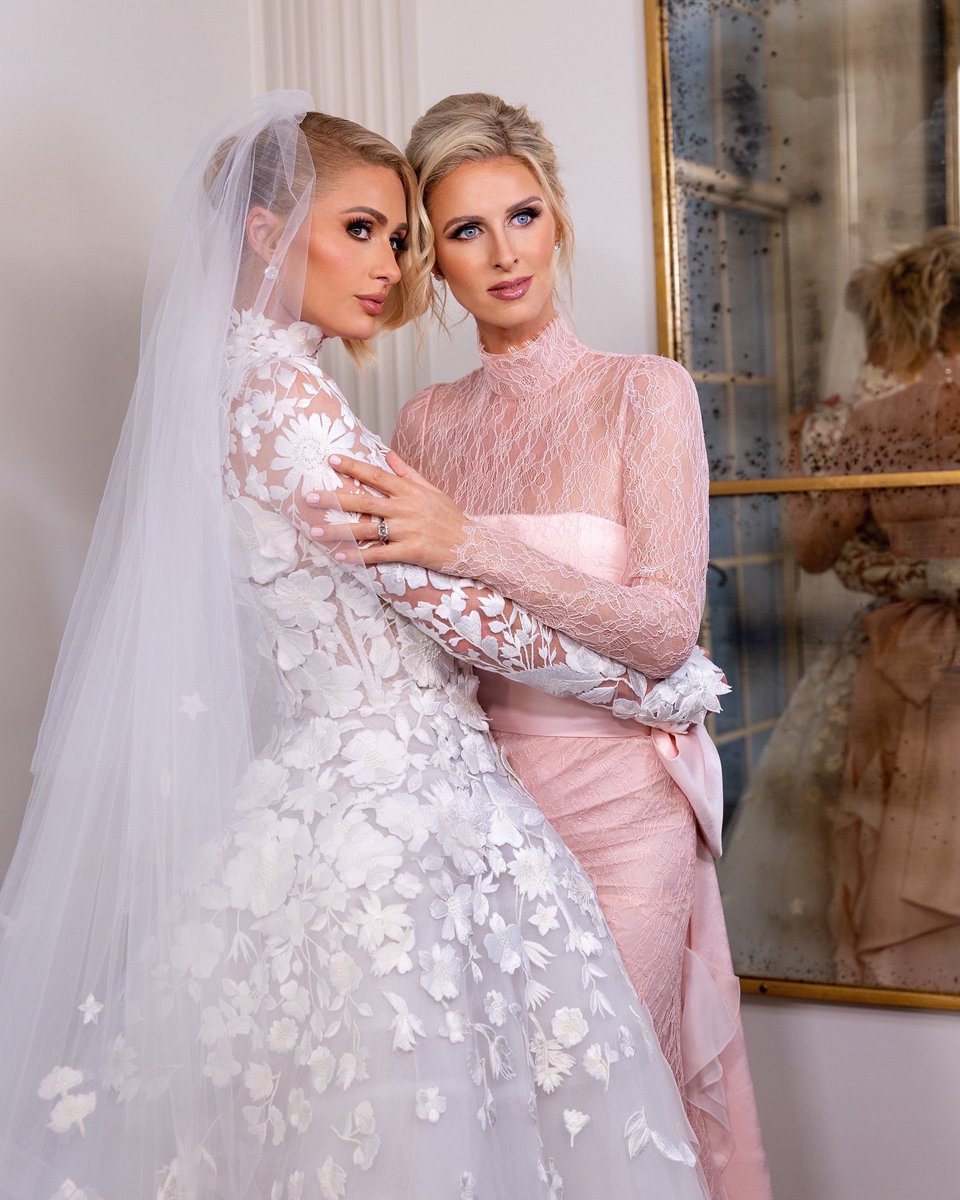 ParisHilton's tweet photo. Thank you so much @NickyHilton for being my Maid Of Honor. You’re my best friend and my sister, and I am so so grateful we got to share this moment together.  Thank you for always being there for me and supporting me on my big day! 💕✨👰🏼‍♀️👱🏻‍♀️✨💕 #SoulSister 📸: @GermanLarkin https://t.co/YZ5X9HHkUw