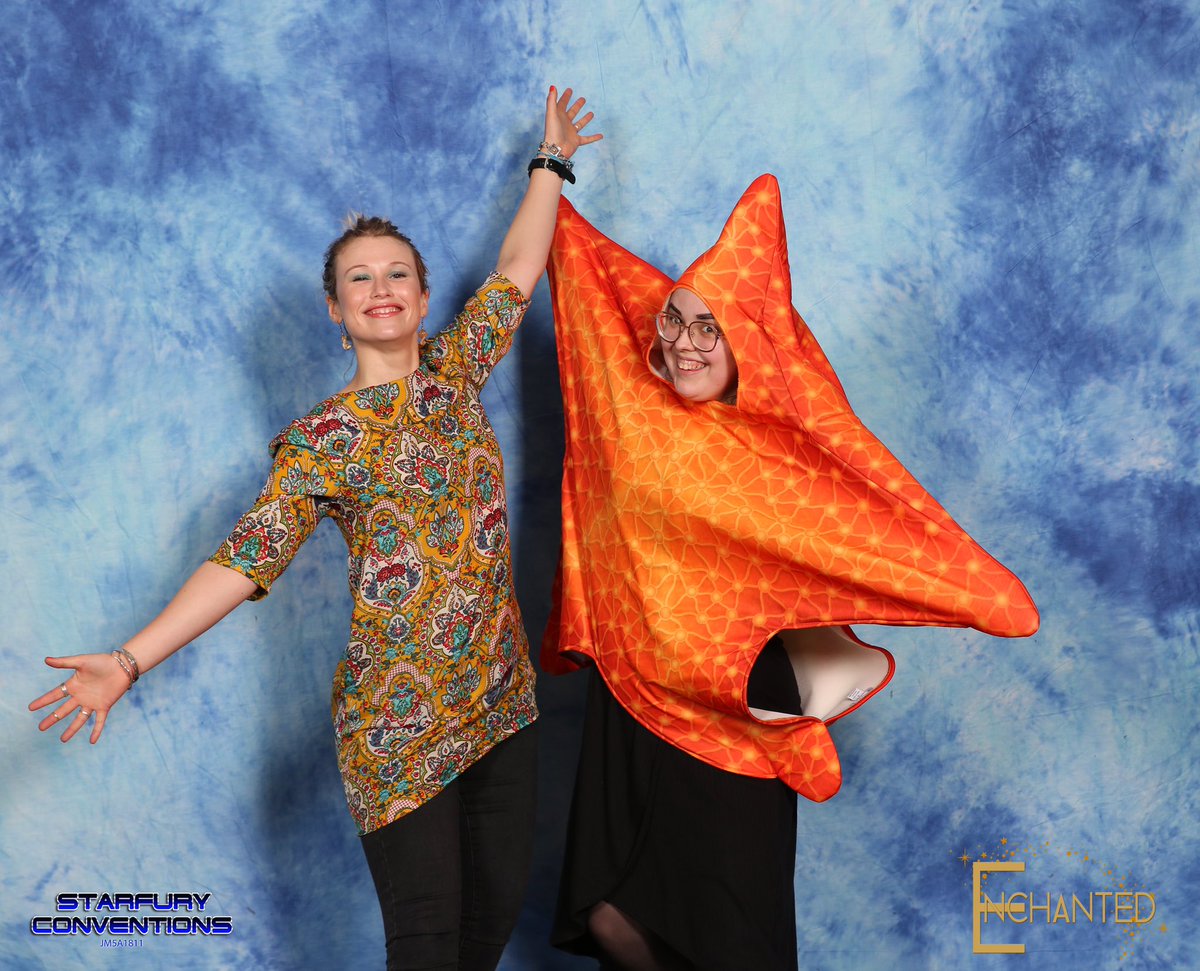 bellatrixisme's tweet photo. from set to starfish βοΈ
happy one month since #Enchanted3, @RoseAReynolds β€οΈ
cant wait to see you again! https://t.co/oBLkCuPITd