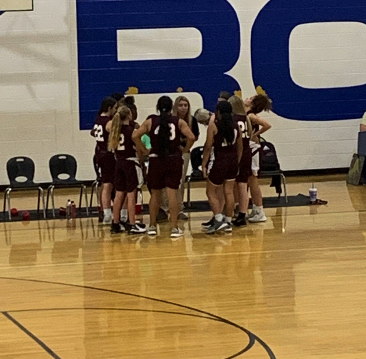 _CoachGonzalez's tweet photo. 8A gets the win vs a scrappy Rockdale team. Good job to the girls and coaches. 🤍🏀 #goyoe https://t.co/YhmQg02B8X