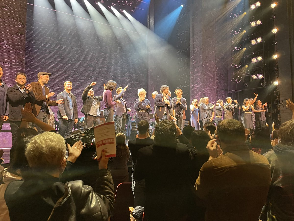 cbiffaz's tweet photo. Saw Spring Awakening with the Original Cast 15 years later. Truly amazing!!! 👍🏻❤️🌈👏🏼@SkylarAstin @dailyjgroff @KRYSTAR0DRIGUEZ https://t.co/N6ySUPbNAq