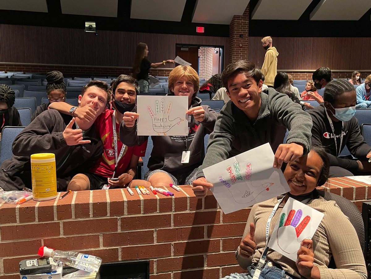 InteractDawson's tweet photo. Great work today at the hand turkey workshop everyone! Thank you for working so hard on the thanksgiving cards! 😁🦃 https://t.co/0ZyBWyg0wl