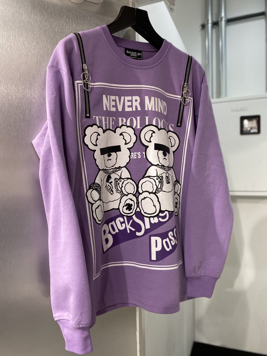 yuki_hydey's tweet photo. 新作入荷しました！！

かわいい2体のクマが魅力のストリート感溢れるビッグサイズ トレーナー 👈

肌触りの良い綿ポリエステルのポンチジャージー素材を使用してるので着心地⭕️

WHT.BLK.LAVENDER
S〜M.L〜LL
￥12980

#shibuyazy
#BACKSTAGEPASS
#BUFFALOBOBS https://t.co/ECKUjbb0Lv