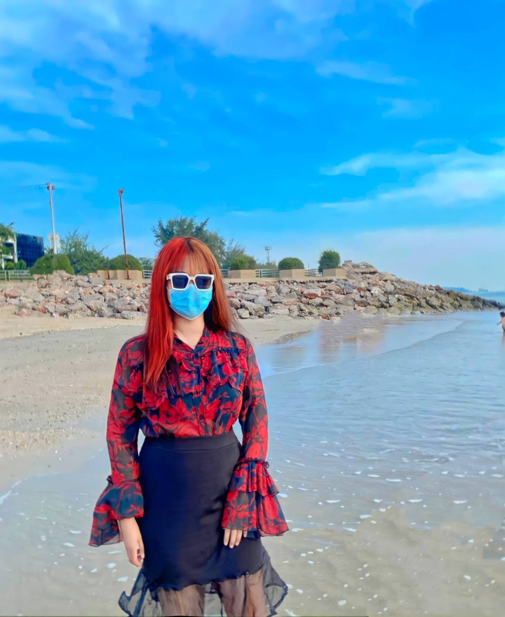 P_pararay's tweet photo. อยากครั่งรักดูบ้าง 
ทุกวันนี้มีแต่ค่อนข้างจะบ้า 😂

#แคปชั่นตลก #แคปชั่นกวนตีน #แคปชั่นอ่อย #แคปชั่นฮาๆ https://t.co/urouHp8IHk