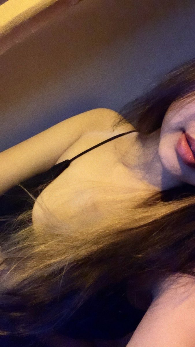 bxrwithheld's tweet photo. bos! anw sp mau mutualan??? rep aja ok nnti aing folo duluann <333 https://t.co/ln8DDKmVe4