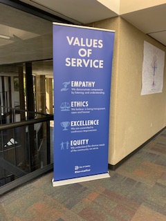 DISD_Libraries's tweet image. Poetry? Voice? Dallas students can apply to the DPL Youth Poet Laureate Program and have a chance to win $1000! Apply today: dallaslibrary.org/poetry
@DISD_Libraries @shannontrejo @THuittDISD @dallasisdvpa @engage_learning @DISDREO @dallaslibrary @richellelearns @AppleEDU @Jfro_Z