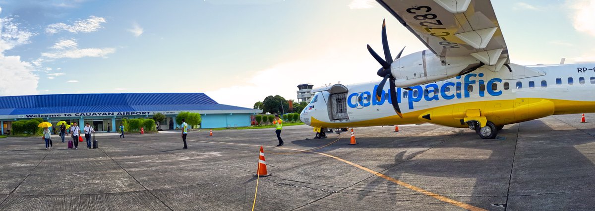 @DailyPicTheme2 Plane won't #MOVE 'til I'm on it. 😊😉
📍@CebuPacificAir 🛫ATR 72-500, Cauayan Domestic Airport 🇵🇭

#PanoPhotos #rtitbot #ThePhotoHour #MoreSmilesAhead
👋@PanoPhotos 

👇Click, a #Panorama.