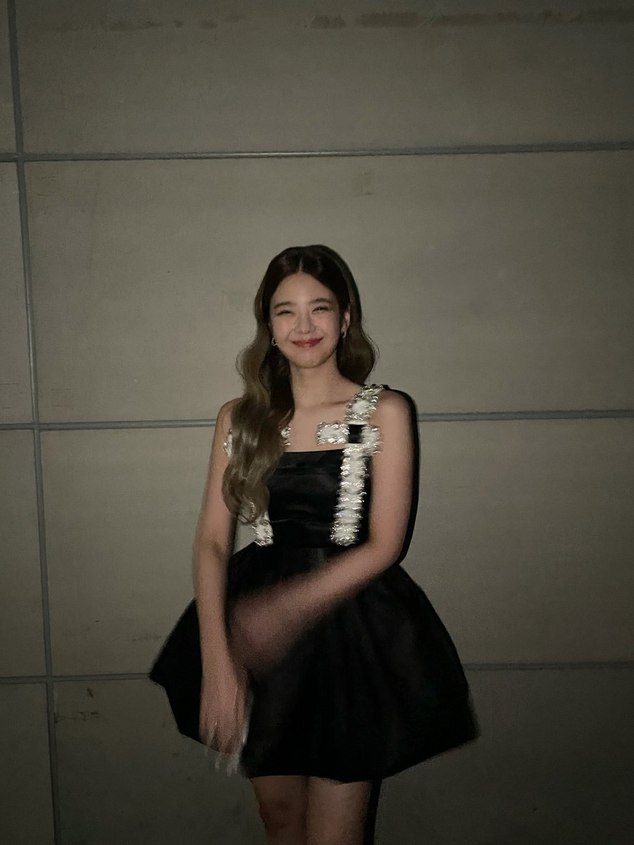 UNIVERSE ITZY tweet media